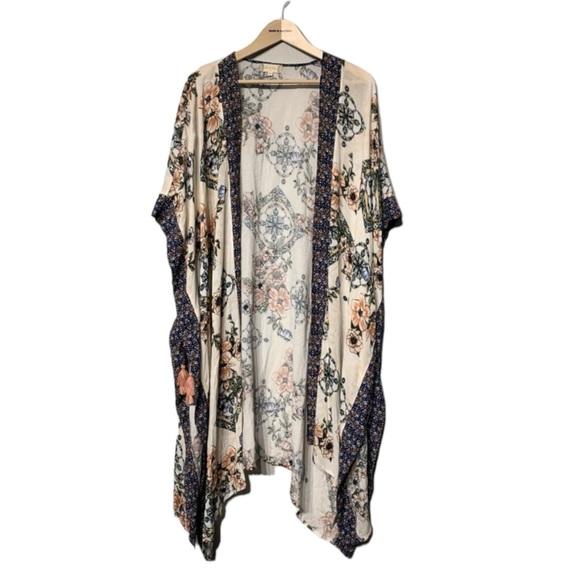 ALTAR’D STATE | Floral Kimono - Picture 1 of 9